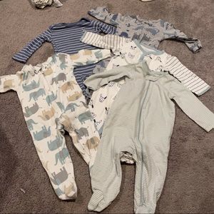 Carter’s Neutral and Blue Unisex Baby Pajama/onesie 5 pc Bundle - 9 Months